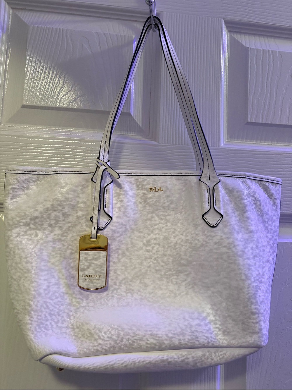 Ralph Lauren Tote with Gold Hardware - Picture 2 of 6